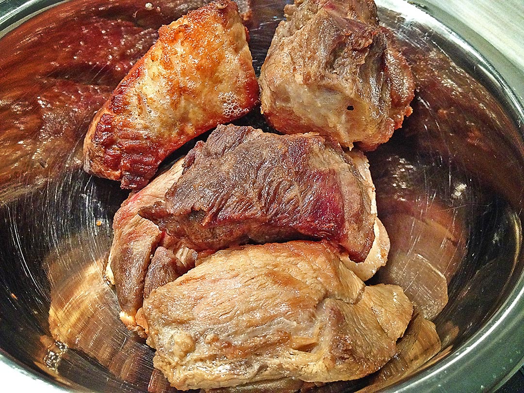 Reteta de stufat cu carne de porc la garnita